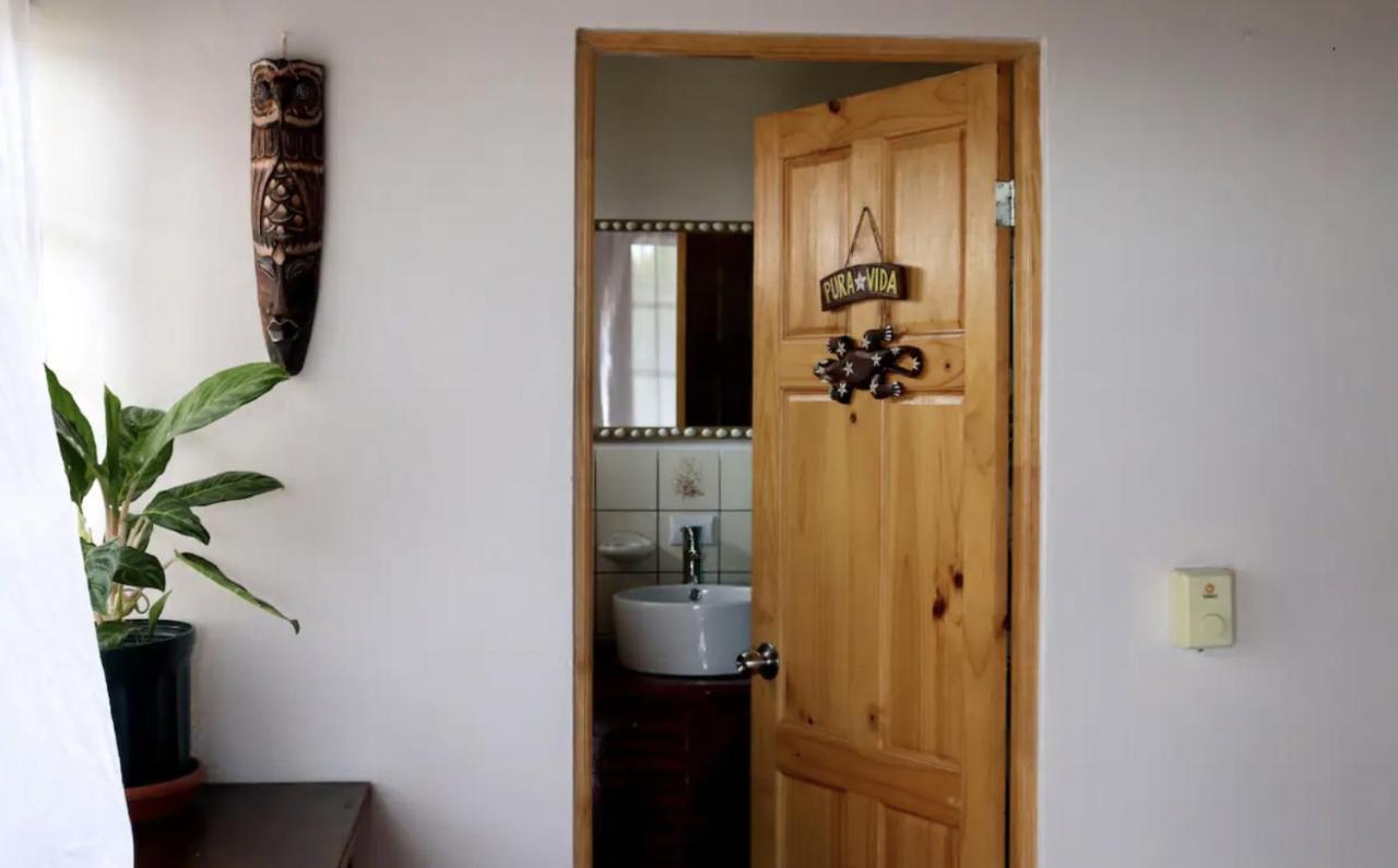 Bed and Breakfast Casa Geraldo Manuel Antonio Zewnętrze zdjęcie